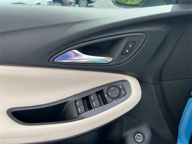 new 2025 Buick Encore GX car, priced at $30,006