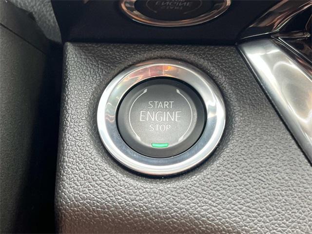 new 2024 Buick Envista car, priced at $28,000