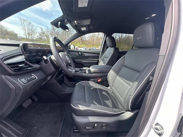 new 2025 Buick Enclave car, priced at $50,638