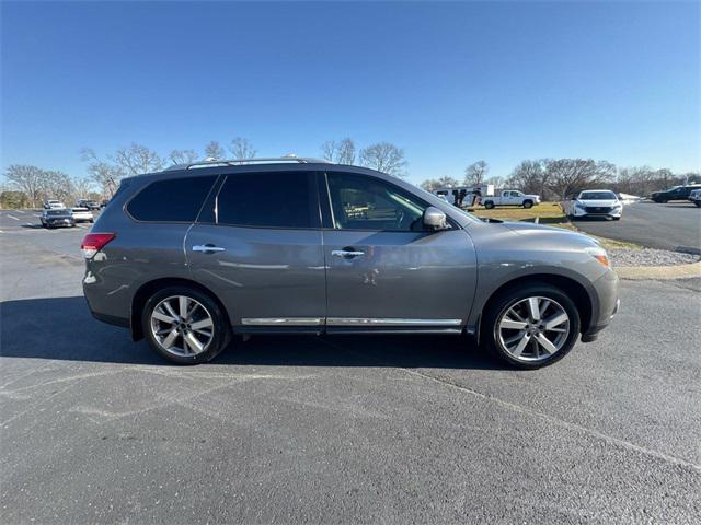 used 2015 Nissan Pathfinder car