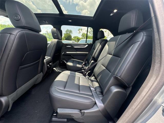 new 2025 GMC Acadia car, priced at $48,965