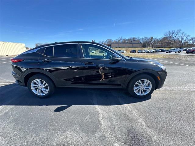 new 2025 Buick Envista car, priced at $26,513