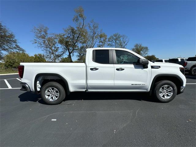 new 2025 GMC Sierra 1500 car, priced at $42,228