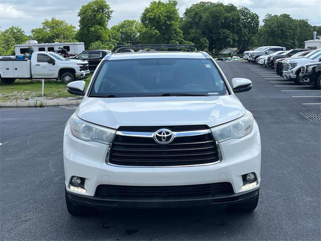used 2015 Toyota Highlander car, priced at $17,706