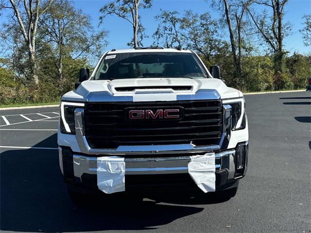 new 2025 GMC Sierra 2500 car, priced at $53,706