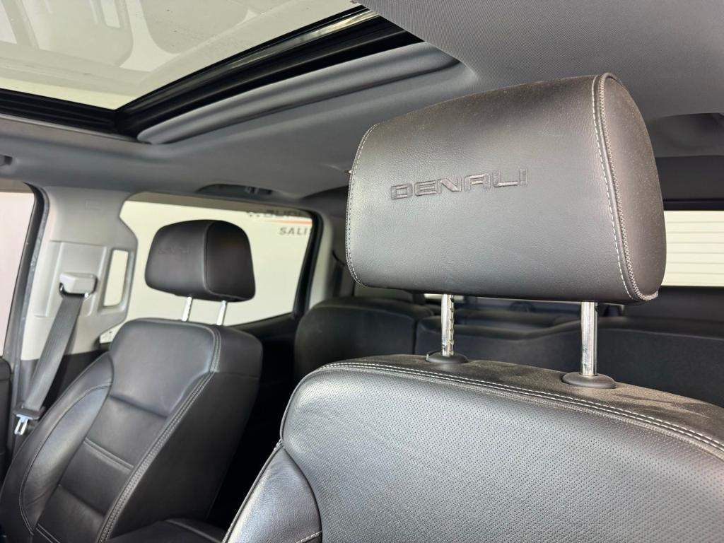 used 2018 GMC Sierra 1500 car, priced at $33,900