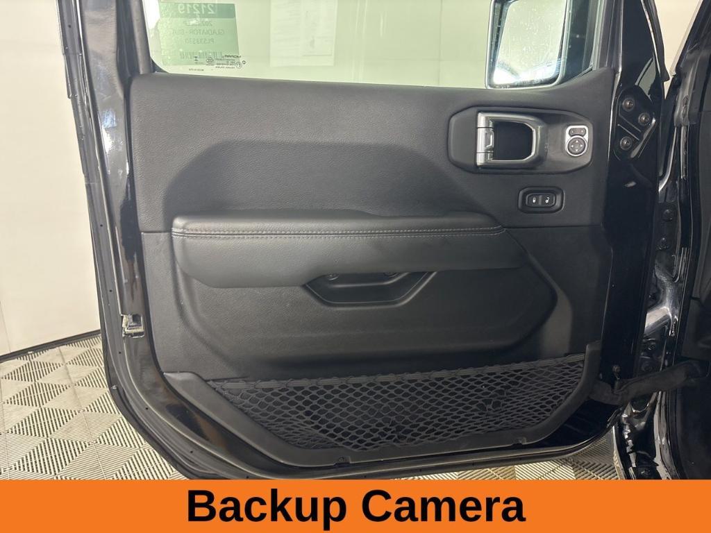 used 2023 Jeep Gladiator car, priced at $28,655