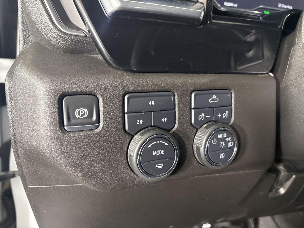 used 2025 Chevrolet Silverado 2500 car, priced at $56,517