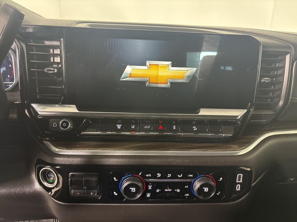 used 2025 Chevrolet Silverado 2500 car, priced at $56,517