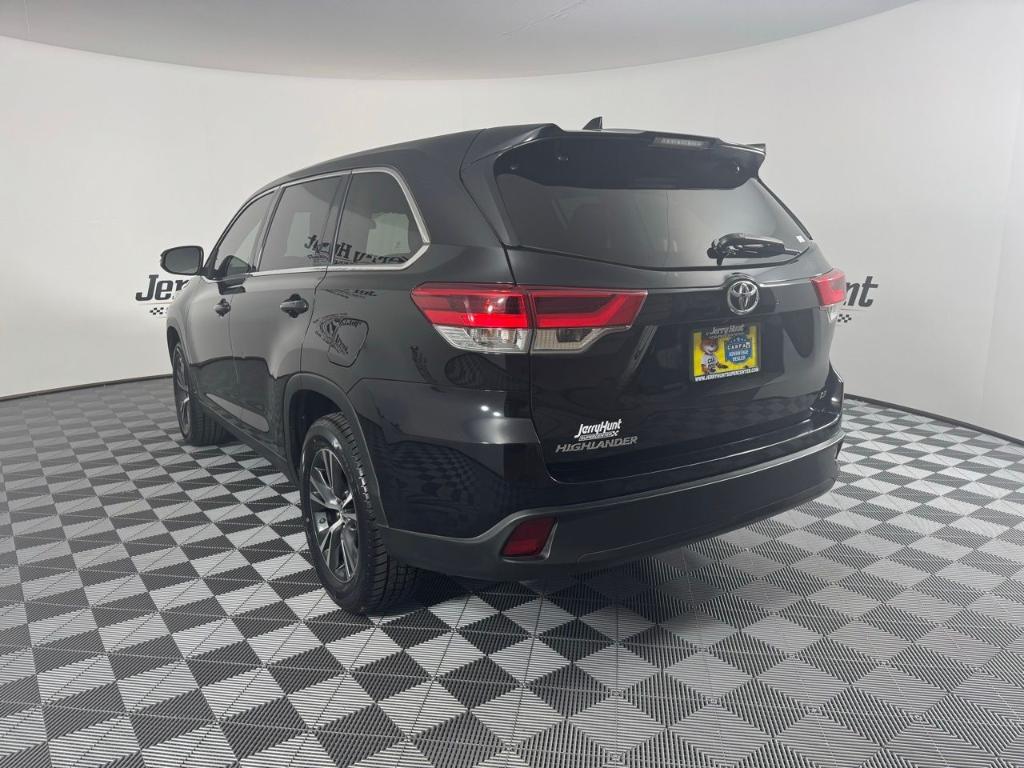 used 2019 Toyota Highlander car, priced at $19,200