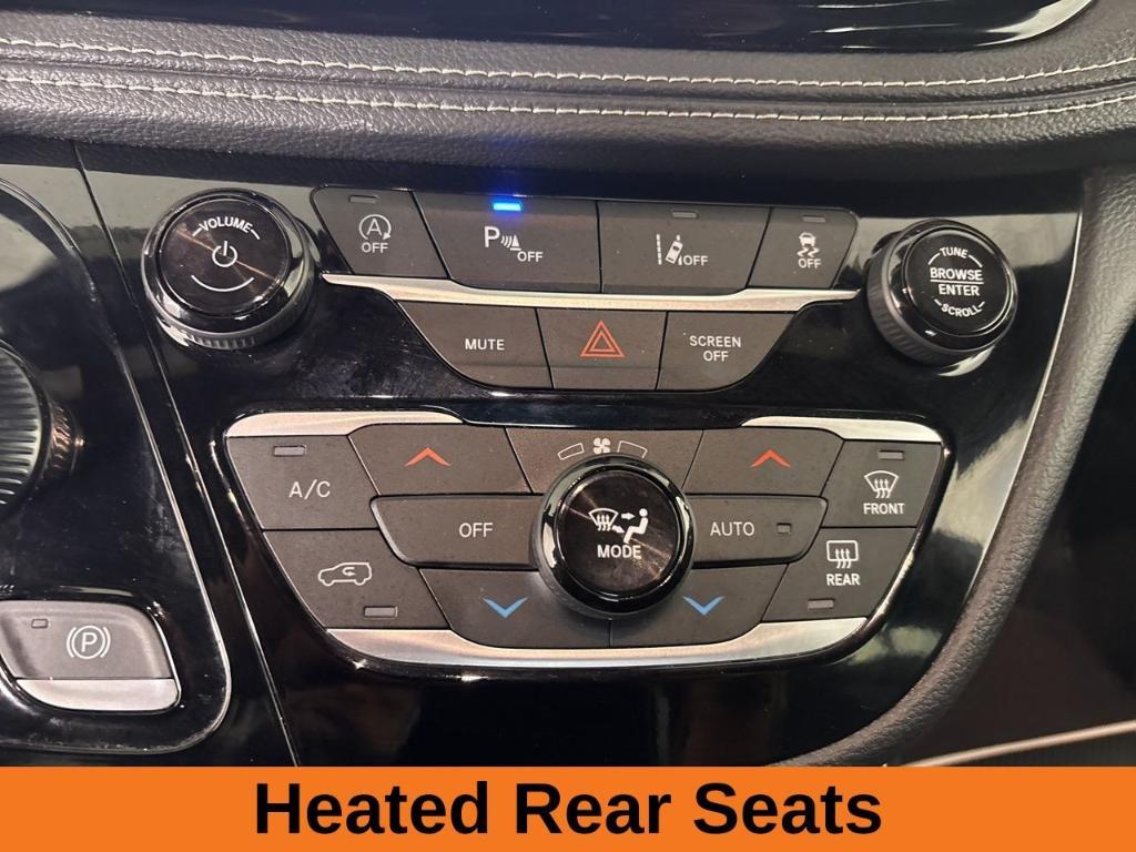 used 2025 Chrysler Pacifica car, priced at $37,587