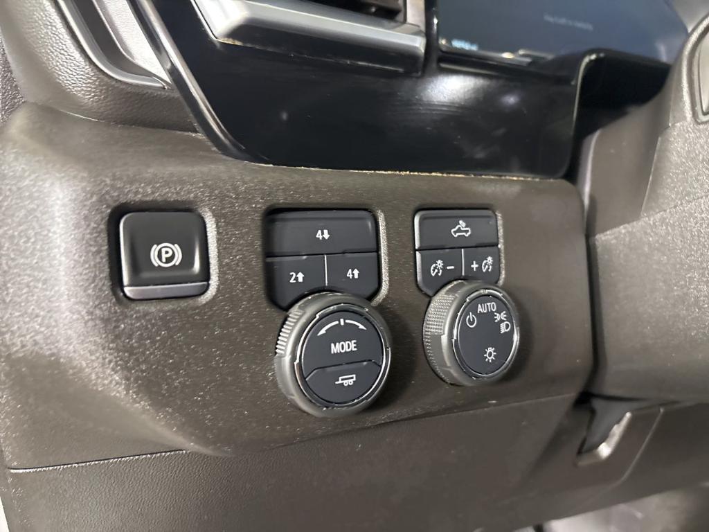 used 2024 Chevrolet Silverado 3500 car, priced at $55,999