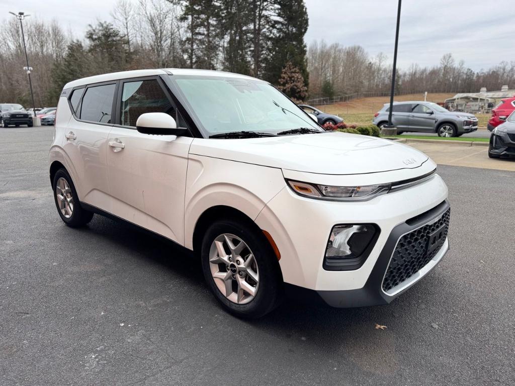 used 2022 Kia Soul car, priced at $15,826