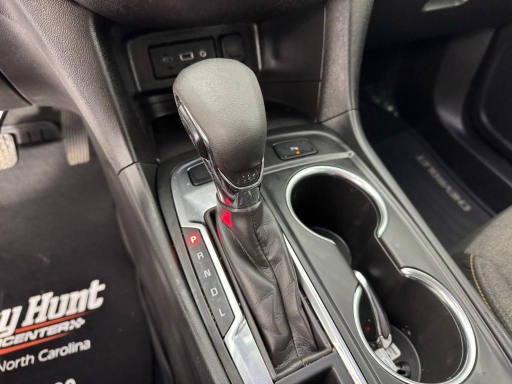 used 2022 Chevrolet Equinox car, priced at $19,848