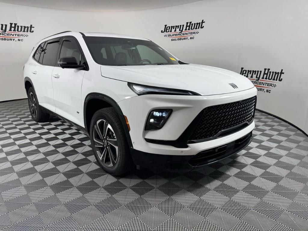 used 2025 Buick Enclave car, priced at $43,291