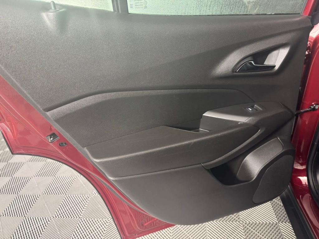 used 2024 Chevrolet Trax car, priced at $19,000