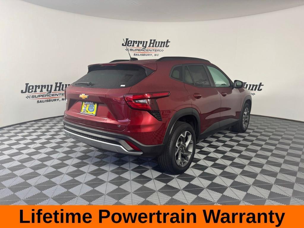 used 2024 Chevrolet Trax car, priced at $19,000