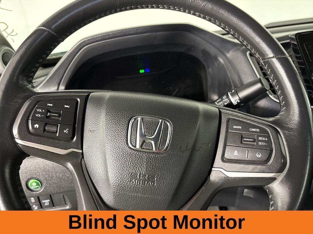 used 2025 Honda Ridgeline car, priced at $35,999