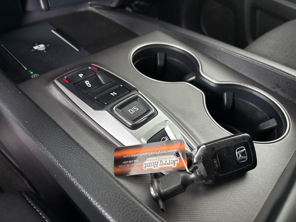 used 2025 Honda Ridgeline car, priced at $35,999