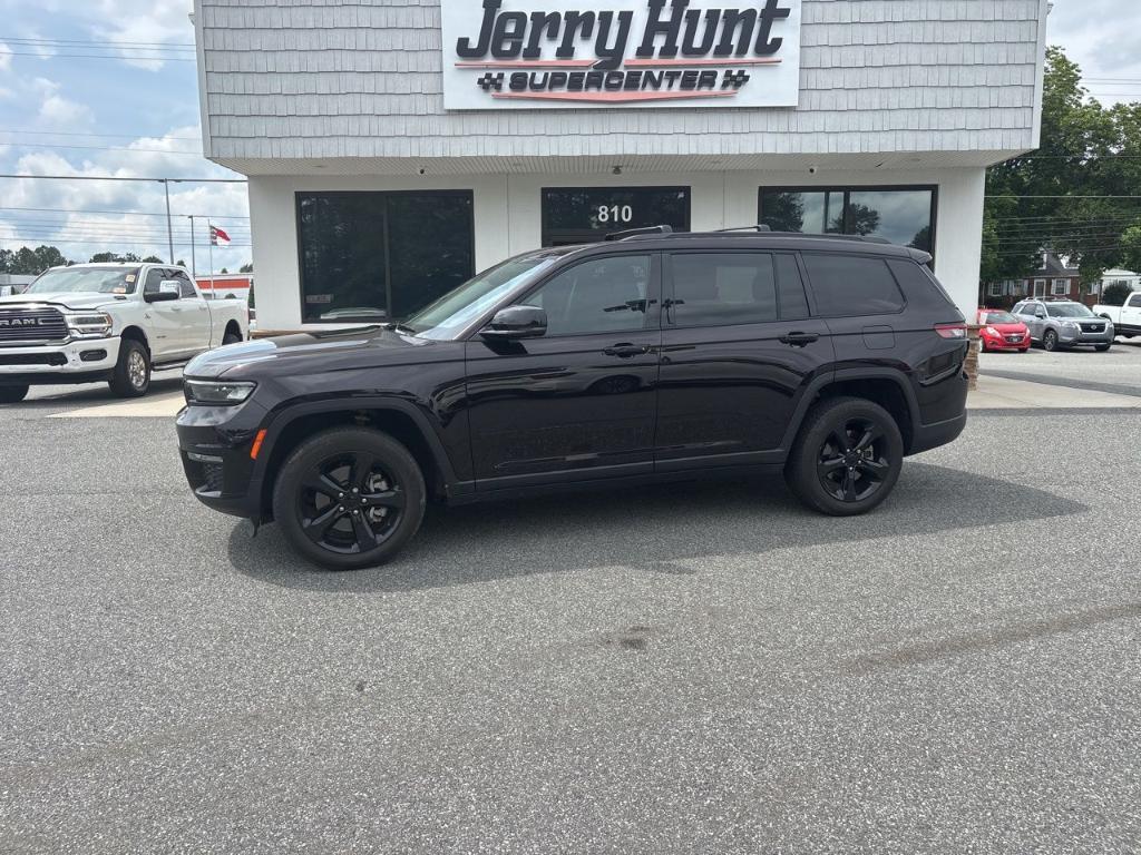 used 2022 Jeep Grand Cherokee L car, priced at $28,900