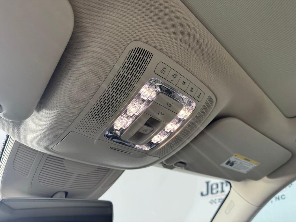 used 2020 Mercedes-Benz GLE 450 car, priced at $33,000