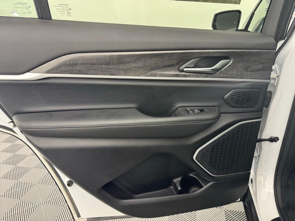 used 2021 Jeep Grand Cherokee L car, priced at $30,500