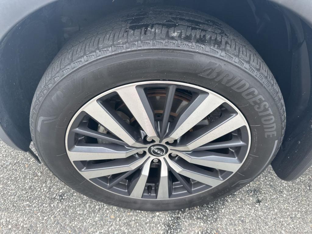 used 2022 Nissan Pathfinder car, priced at $34,600