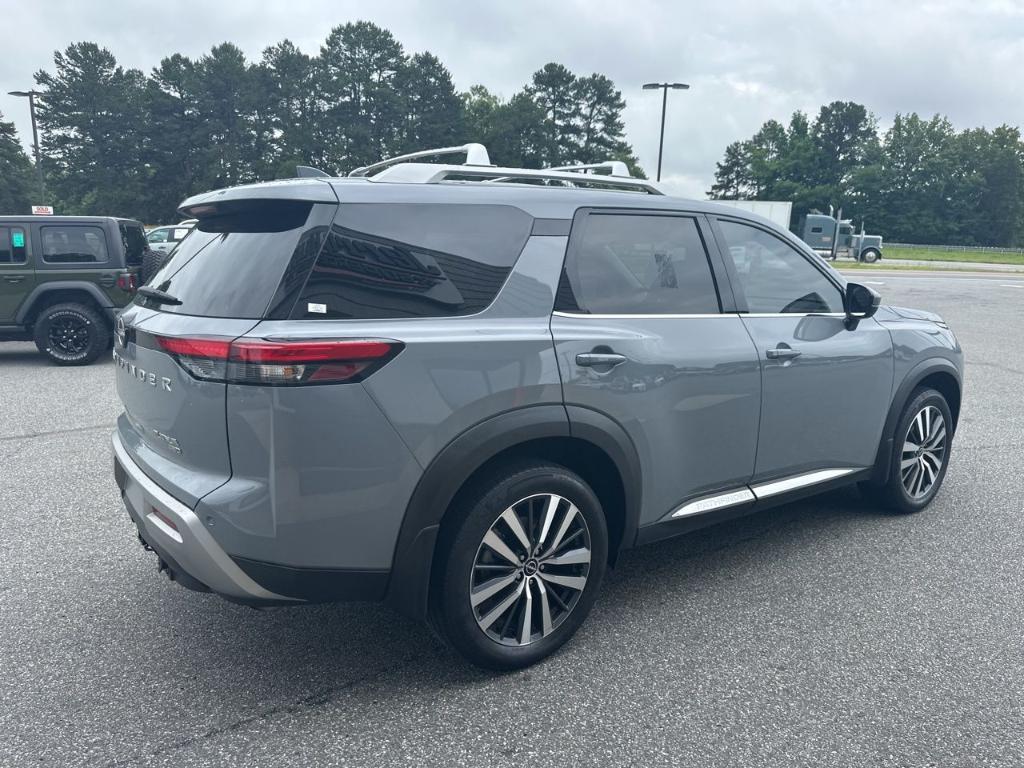 used 2022 Nissan Pathfinder car, priced at $34,600