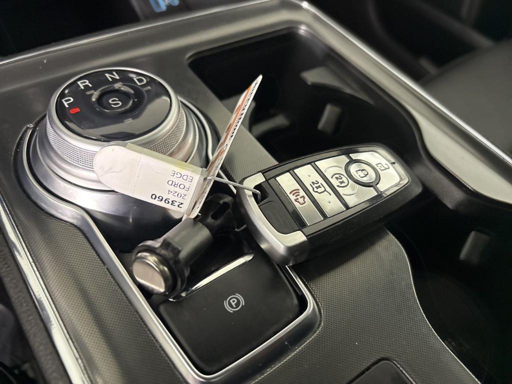 used 2024 Ford Edge car, priced at $33,400