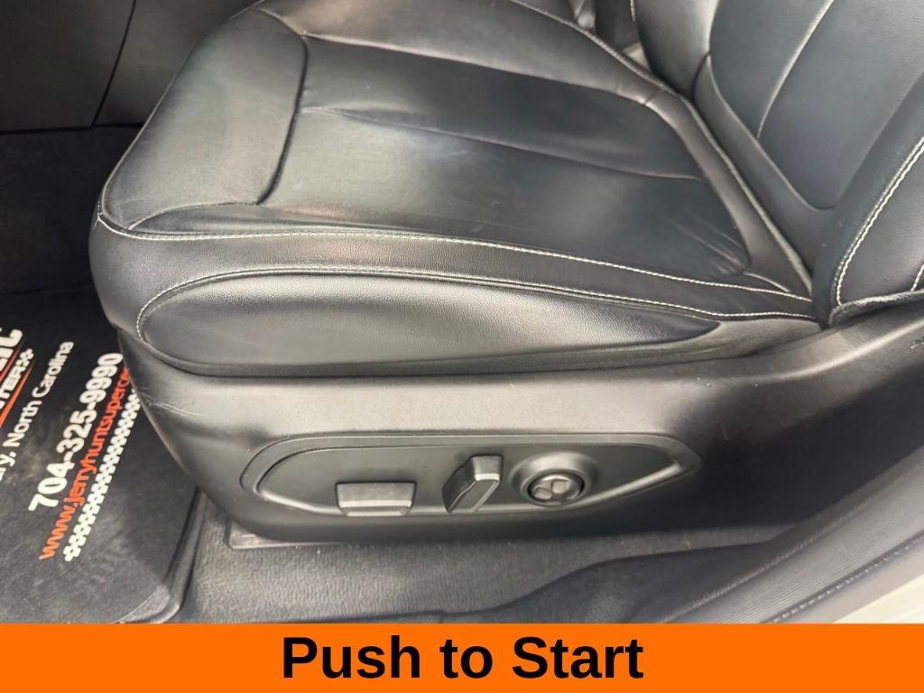 used 2022 Jeep Grand Cherokee L car, priced at $32,994