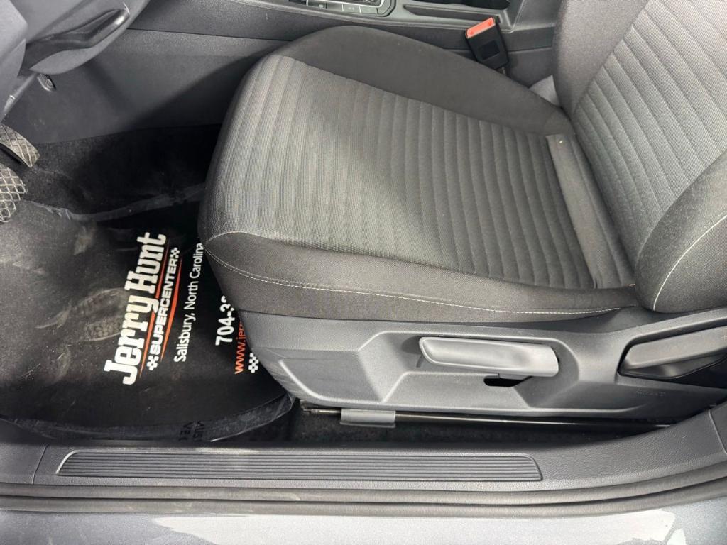 used 2025 Volkswagen Jetta car, priced at $21,391