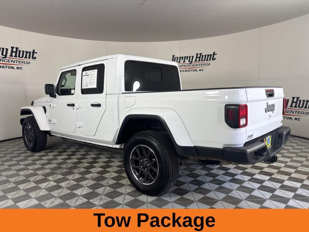 used 2022 Jeep Gladiator car, priced at $33,300
