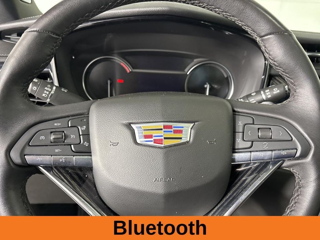 used 2025 Cadillac XT6 car, priced at $44,988