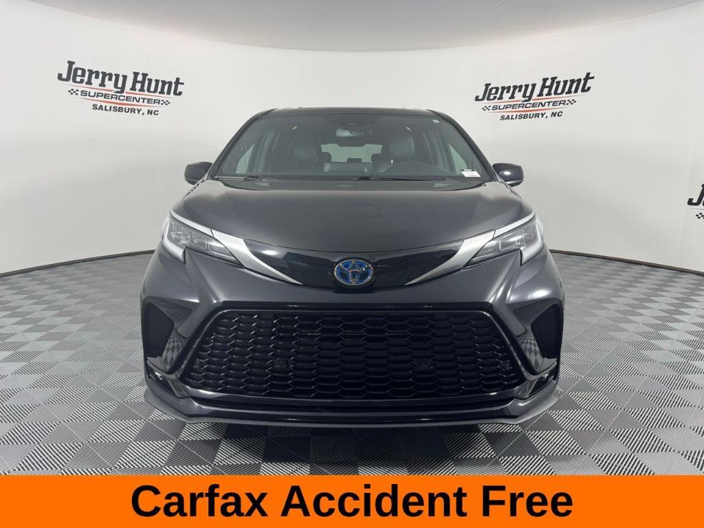 used 2024 Toyota Sienna car, priced at $45,988