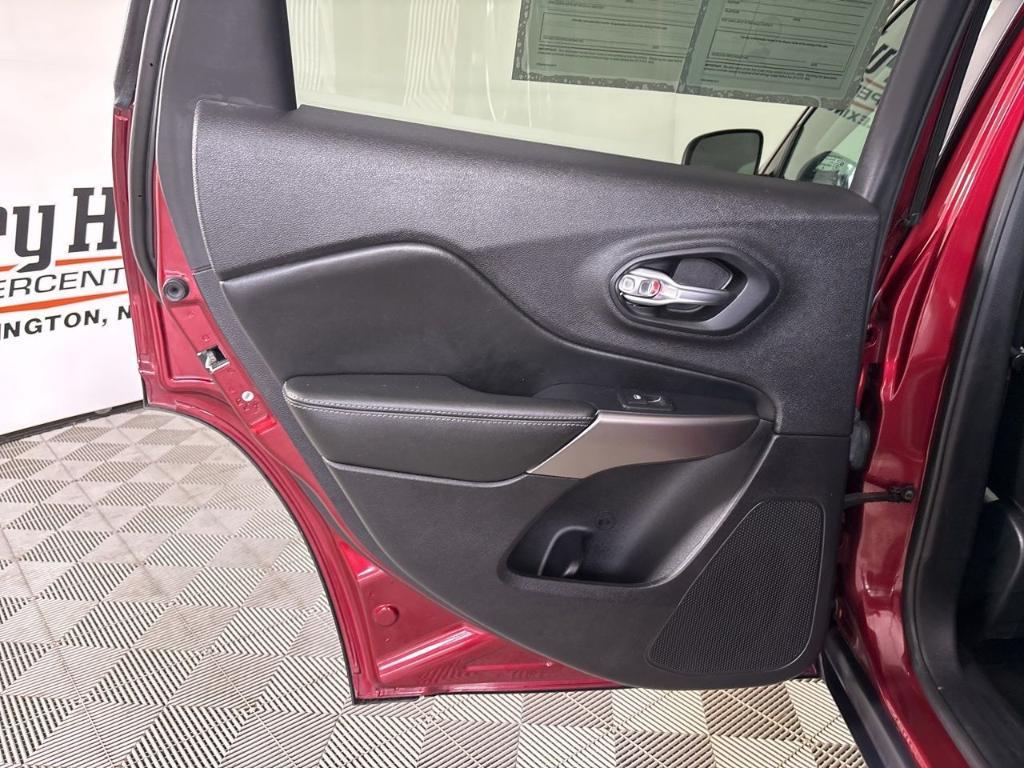 used 2021 Jeep Cherokee car, priced at $21,300