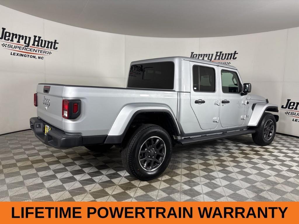 used 2023 Jeep Gladiator car, priced at $28,600