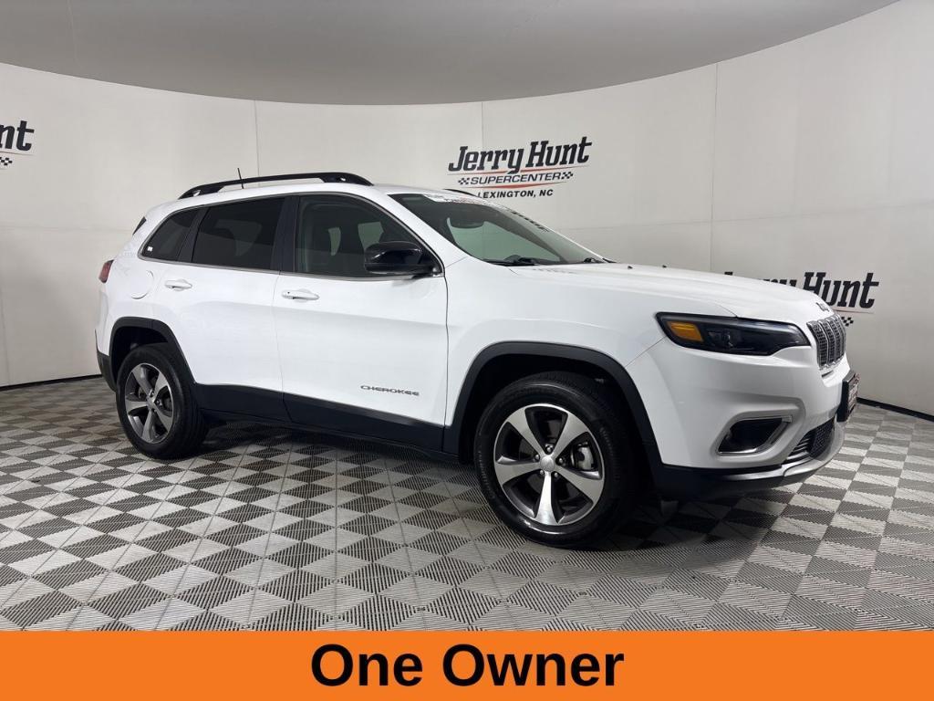 used 2022 Jeep Cherokee car, priced at $27,499