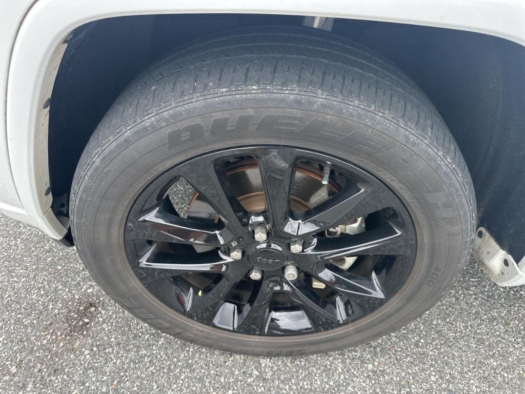 used 2021 Jeep Grand Cherokee car, priced at $23,459