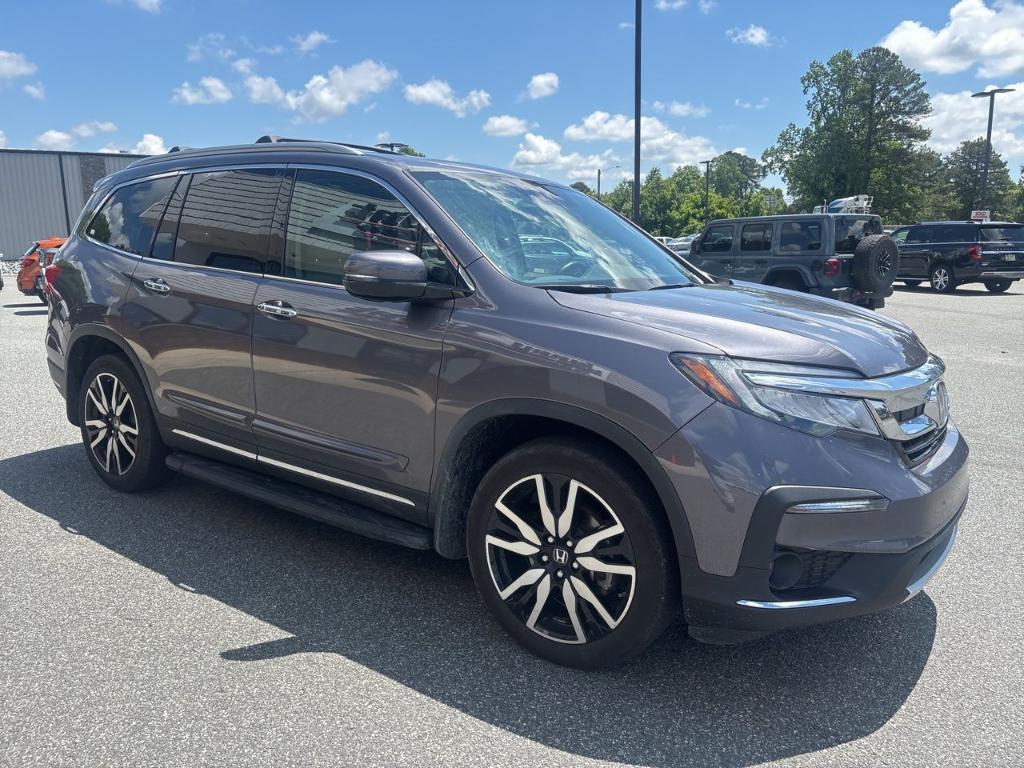used 2022 Honda Pilot car, priced at $34,900