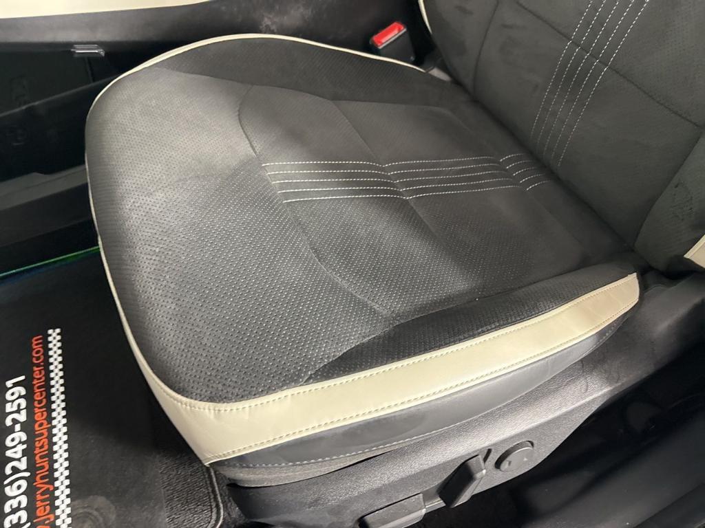used 2022 Kia EV6 car, priced at $24,600