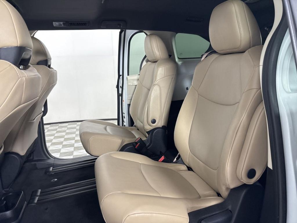 used 2024 Toyota Sienna car, priced at $44,988