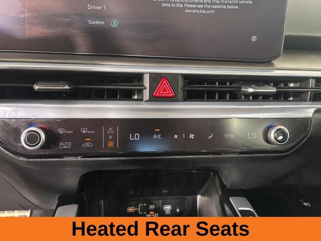 used 2025 Kia Sorento car, priced at $37,100