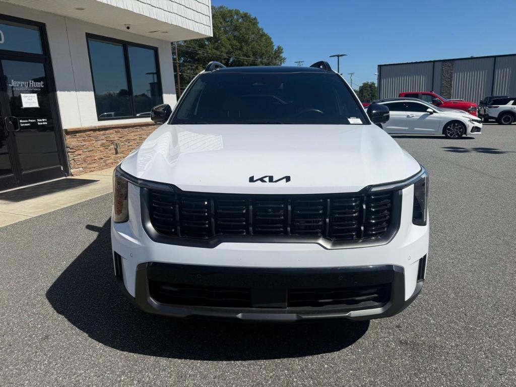 used 2025 Kia Sorento car, priced at $37,900