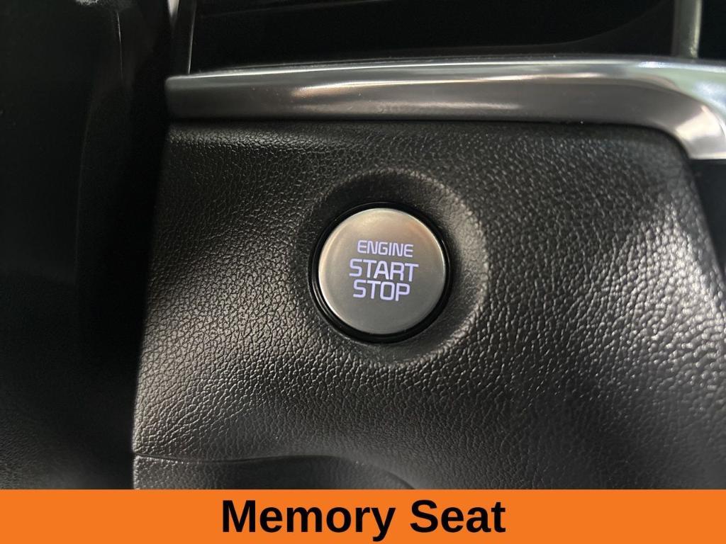used 2025 Kia Sorento car, priced at $37,100