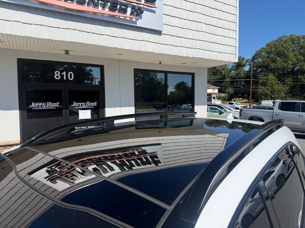 used 2025 Kia Sorento car, priced at $37,900