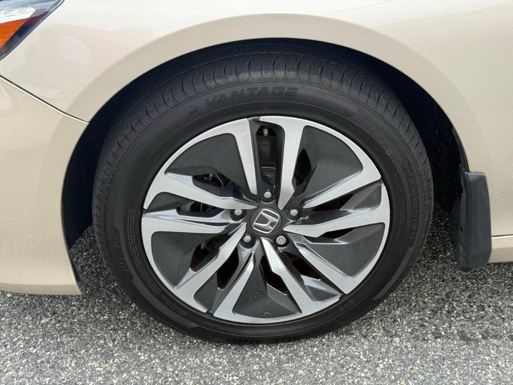 used 2020 Honda Accord Hybrid car, priced at $26,000