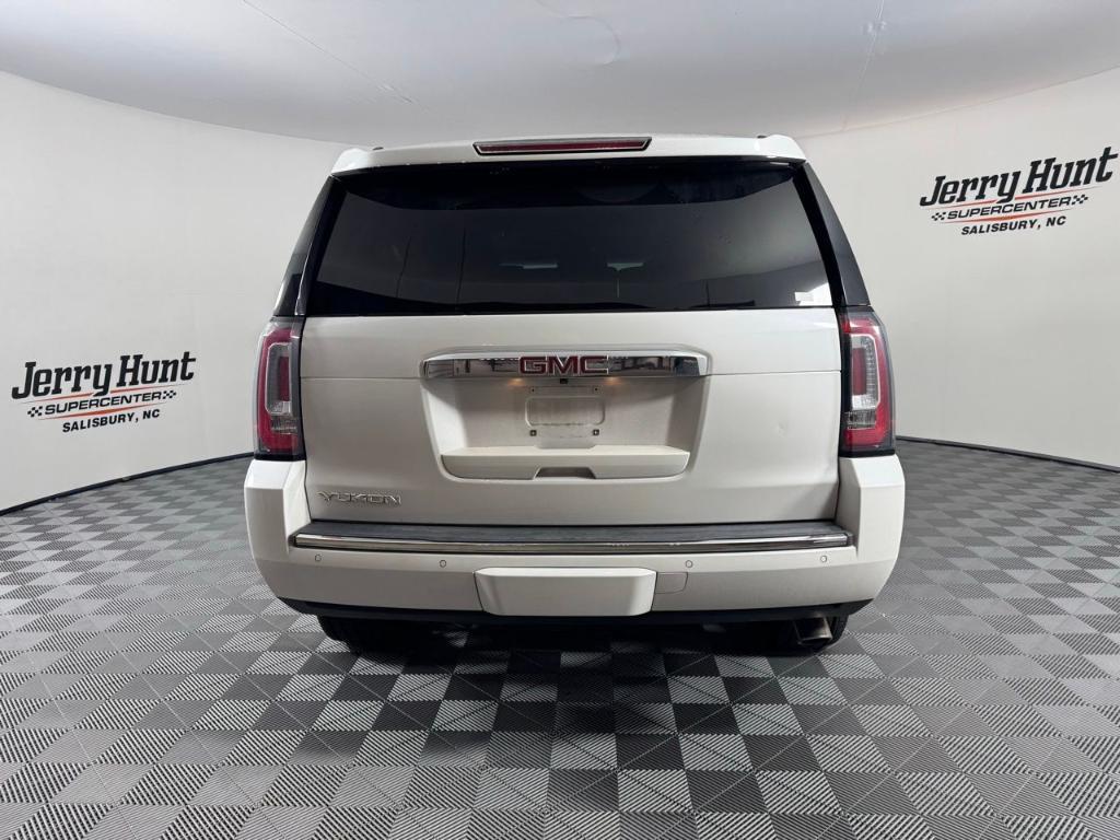 used 2018 GMC Yukon car, priced at $33,988