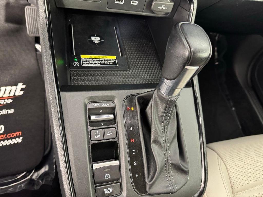 used 2024 Honda CR-V car, priced at $32,900