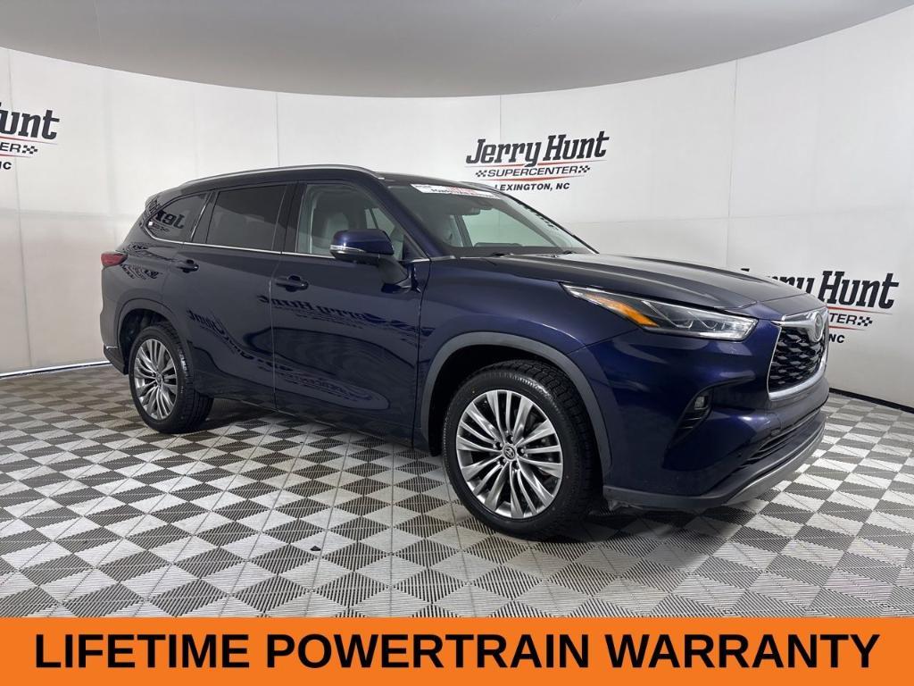 used 2023 Toyota Highlander car, priced at $42,500
