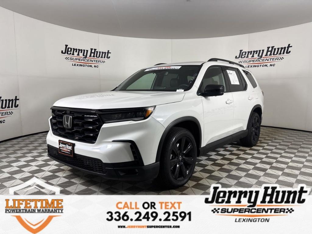 used 2025 Honda Pilot car, priced at $48,900